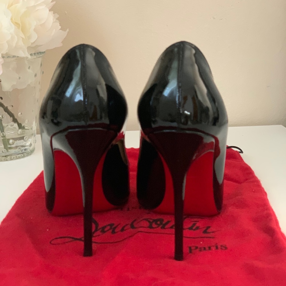 SALE! Black patent Decolette Louboutins